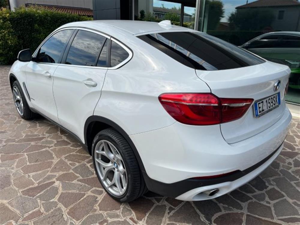 X6 X6 xDrive30d 258cv Moto