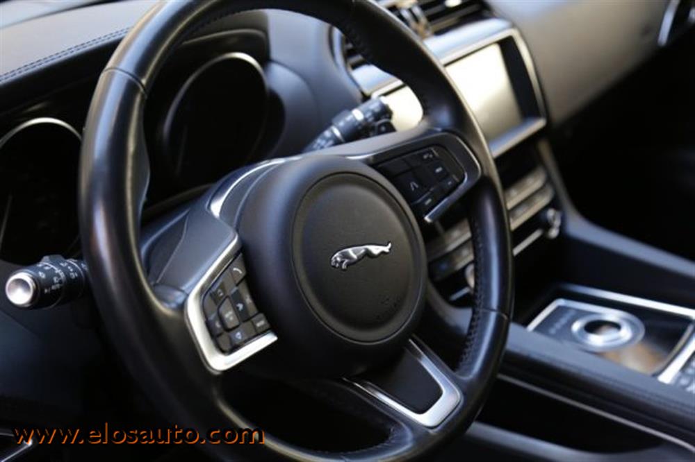 F-Pace F-Pace 2.0 D 180 CV AWD aut