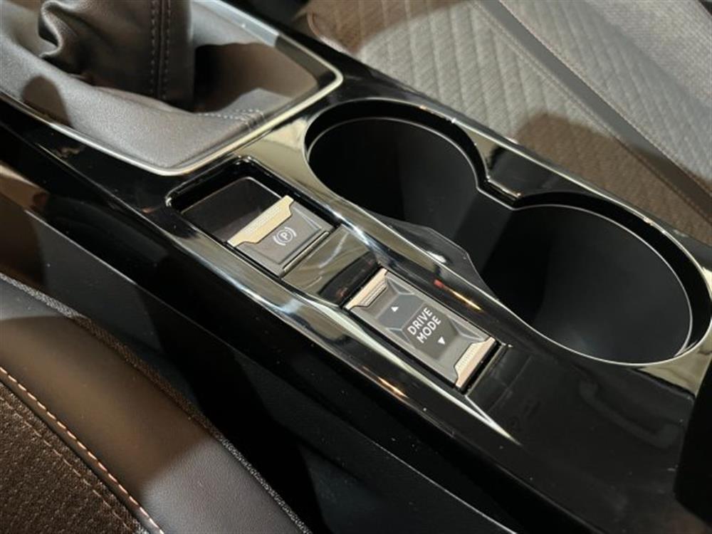 208 208 1.2 T 100CV 5p Allur