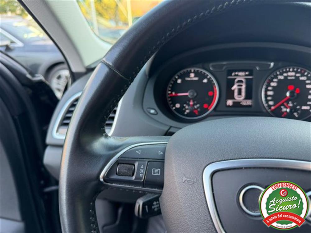 Q3 Q3 2.0 TDI 120 CV Busin