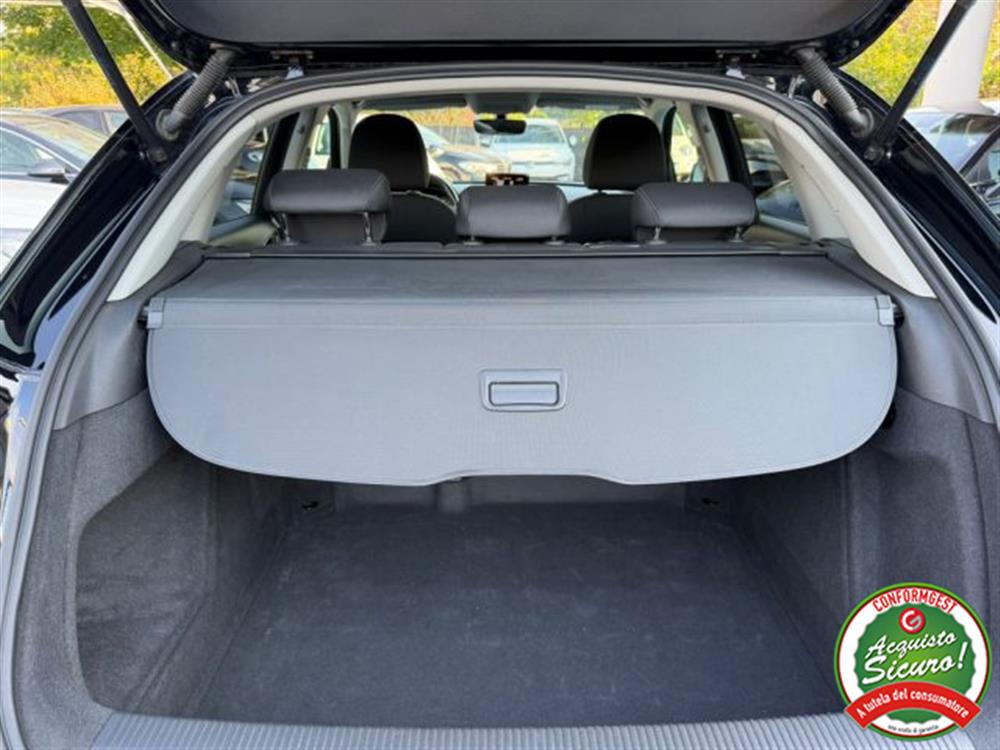 Q3 Q3 2.0 TDI 120 CV Busin