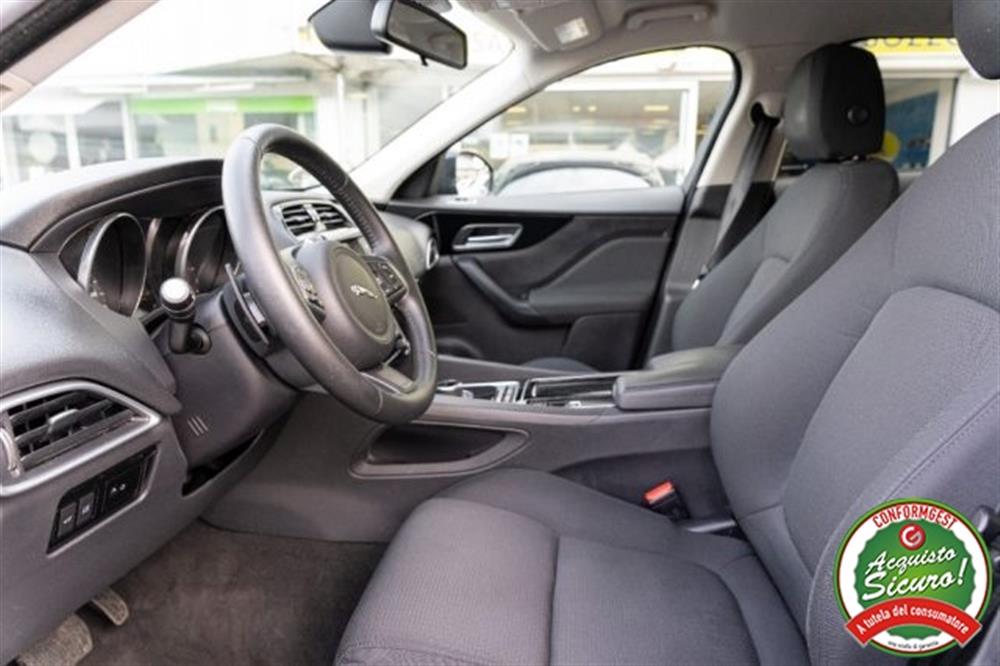 F-Pace F-Pace 2.0 D 180 CV AWD aut