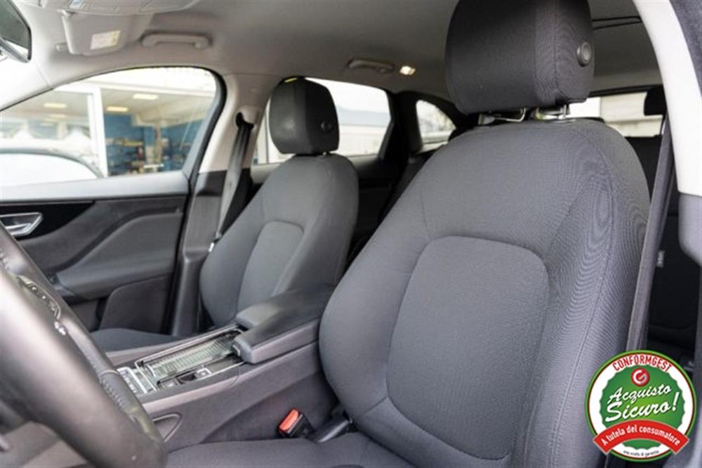 F-Pace F-Pace 2.0 D 180 CV AWD aut