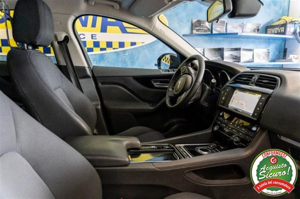 F-Pace F-Pace 2.0 D 180 CV AWD aut