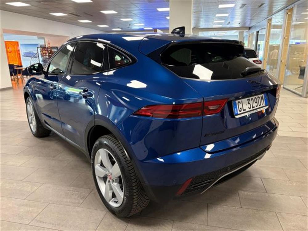 E-Pace E-Pace 2.0 ibrido/diesel 1