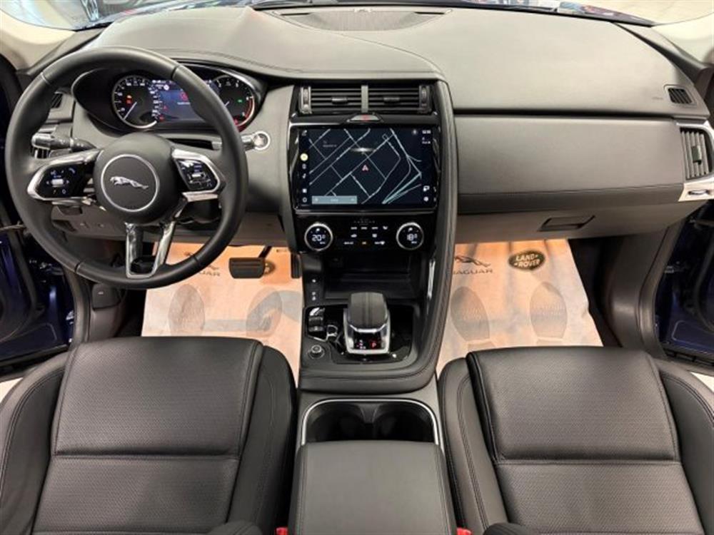 E-Pace E-Pace 2.0 ibrido/diesel 1