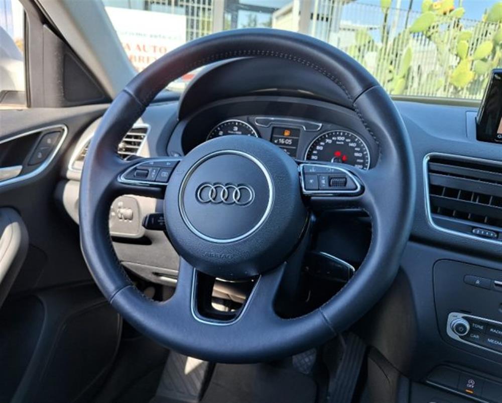 Q3 Q3 2.0 TDI 150 CV Desig