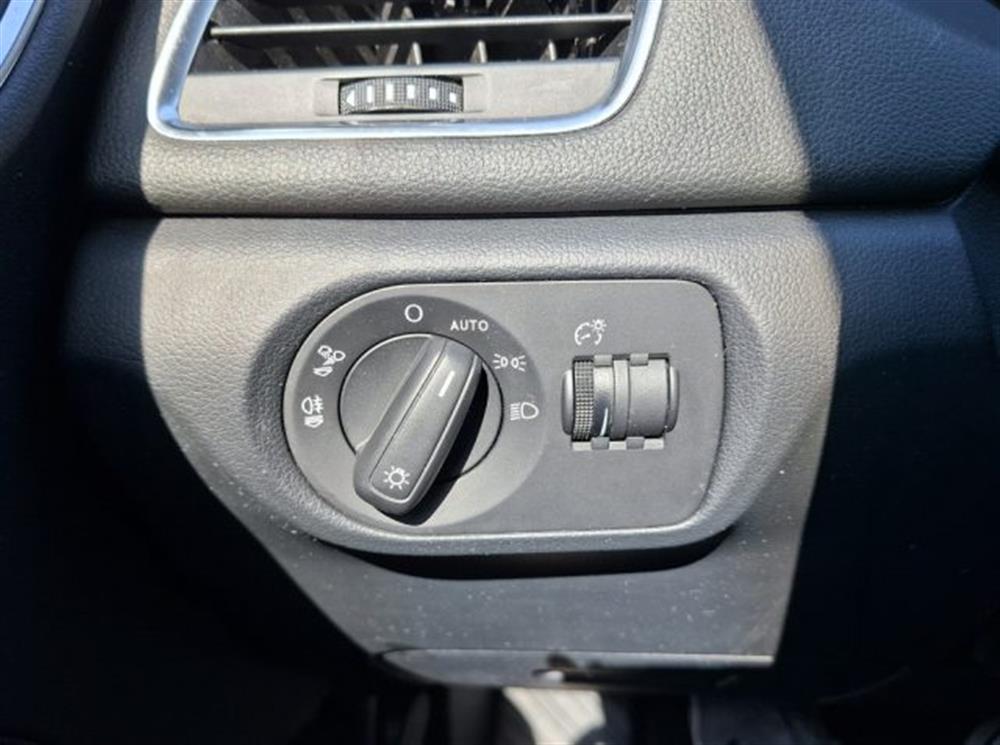 Q3 Q3 2.0 TDI 150 CV Desig