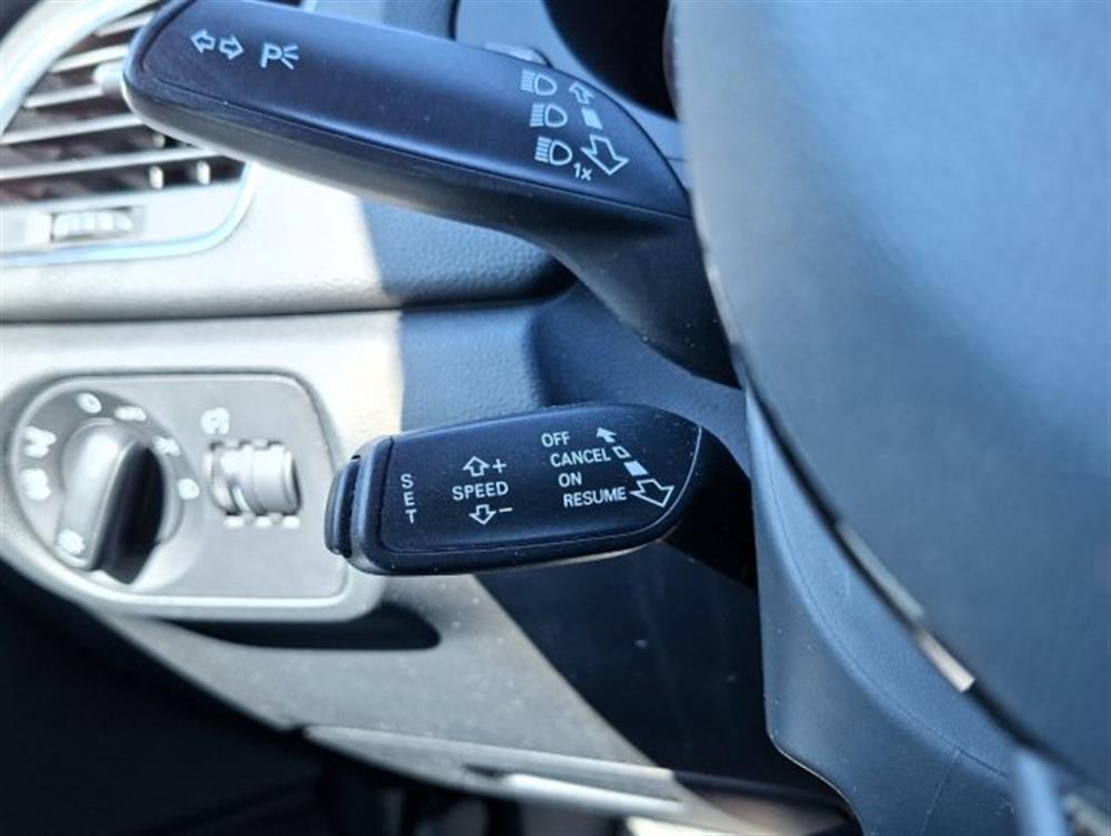 Q3 Q3 2.0 TDI 150 CV Desig