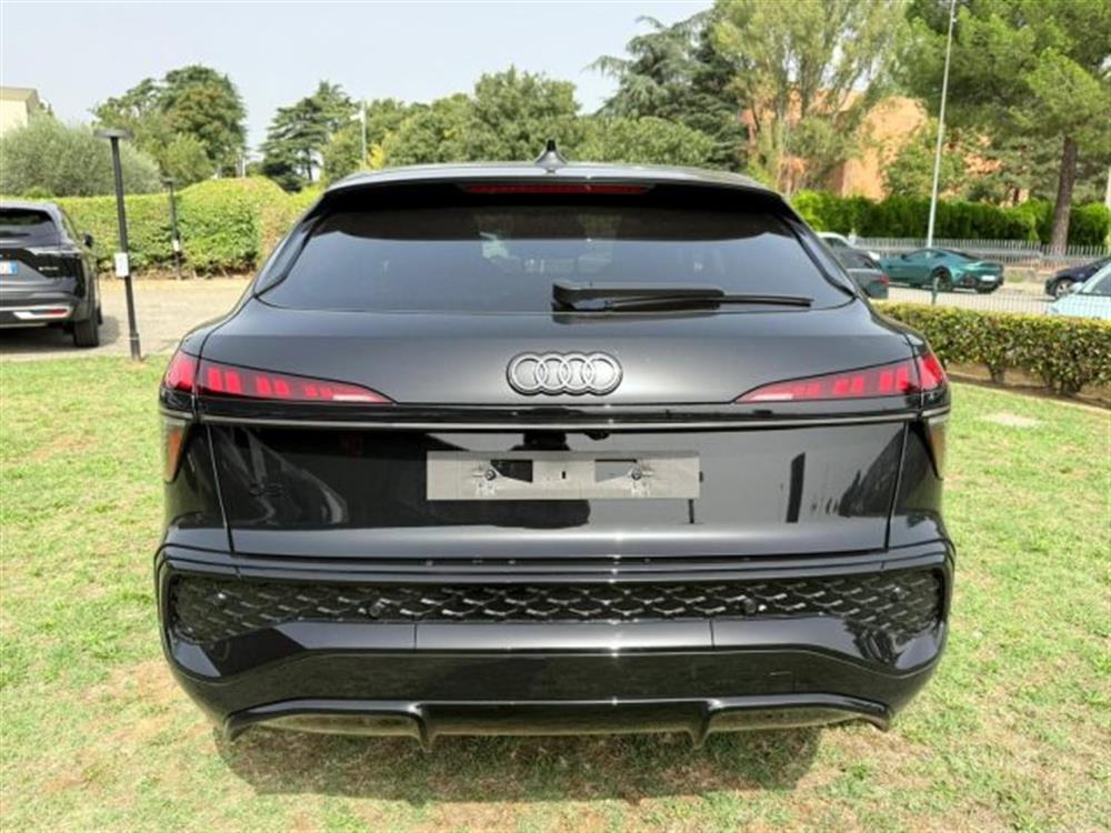 Q3 Q3 SPB TDI 110 kW S tro