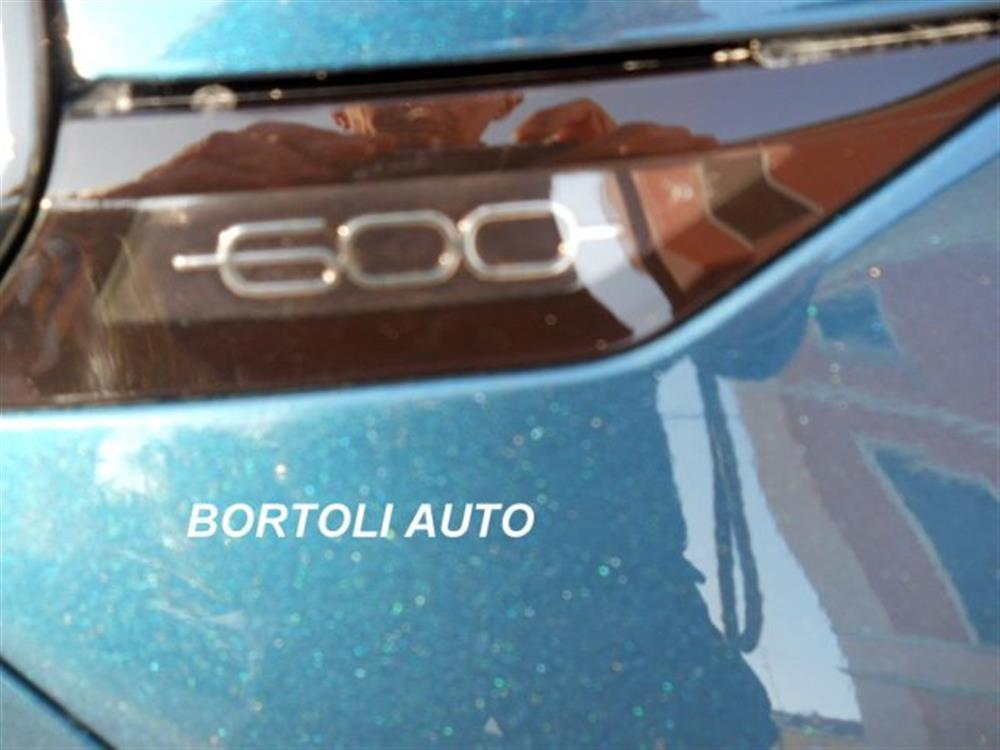 600 600 HYBRID 100cv 15.000