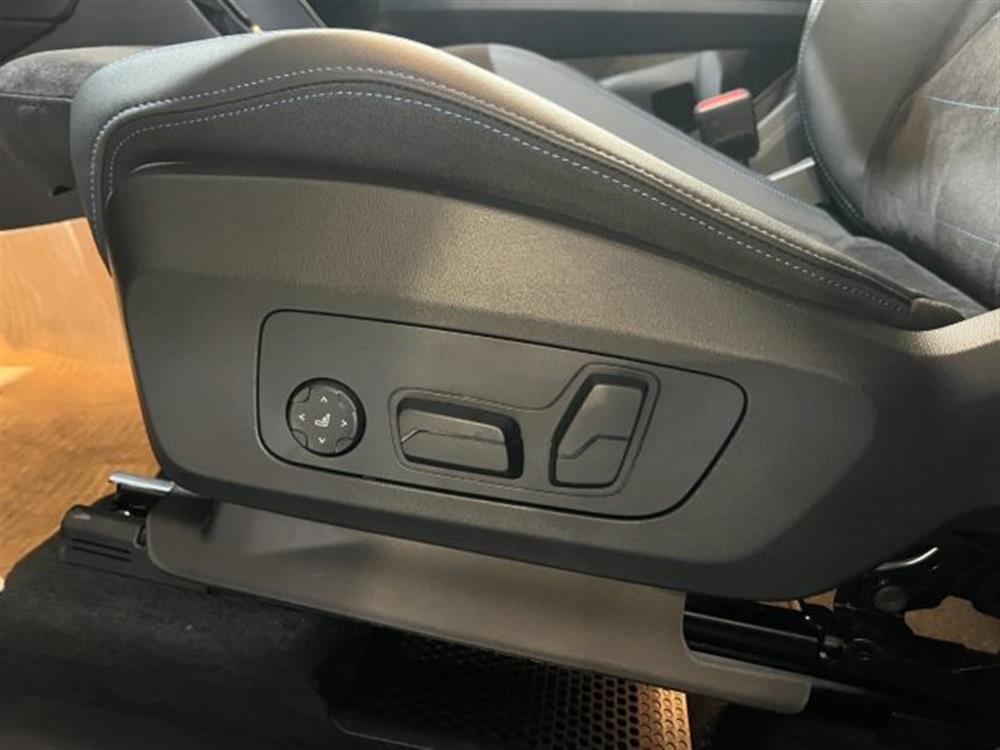 X1 X1 sDrive 18i Msport