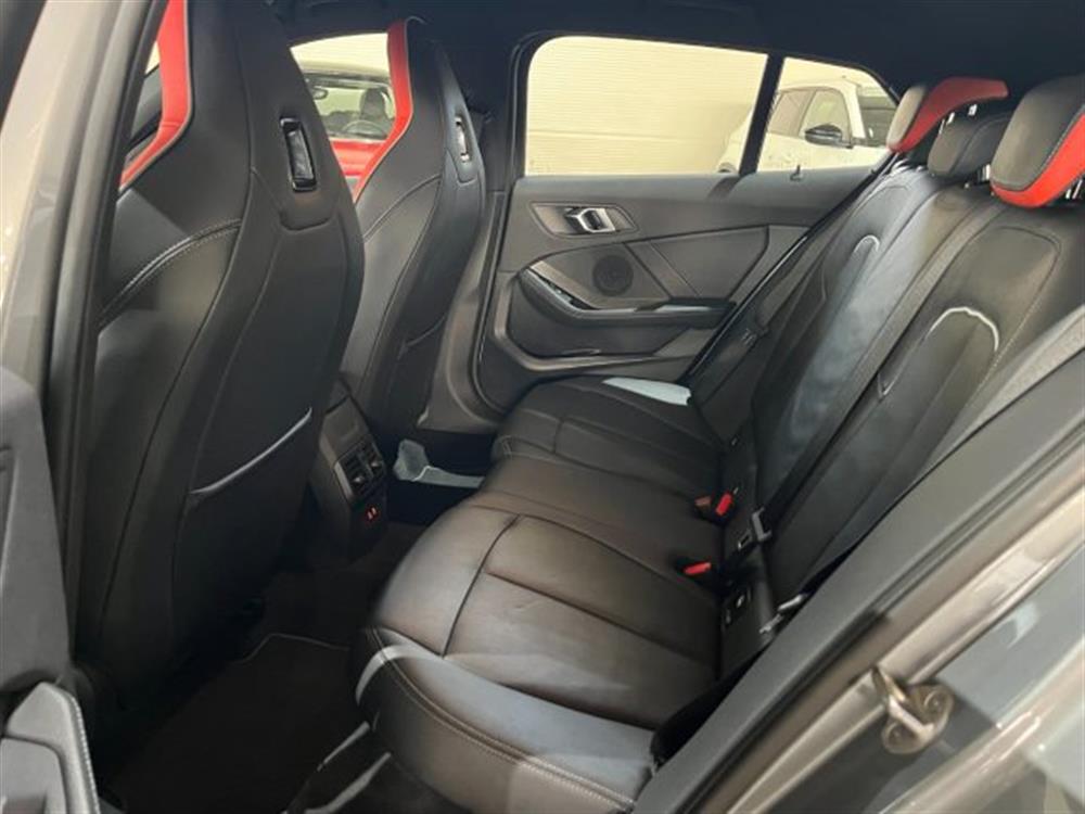 118 118 i 5p. Msport Edition