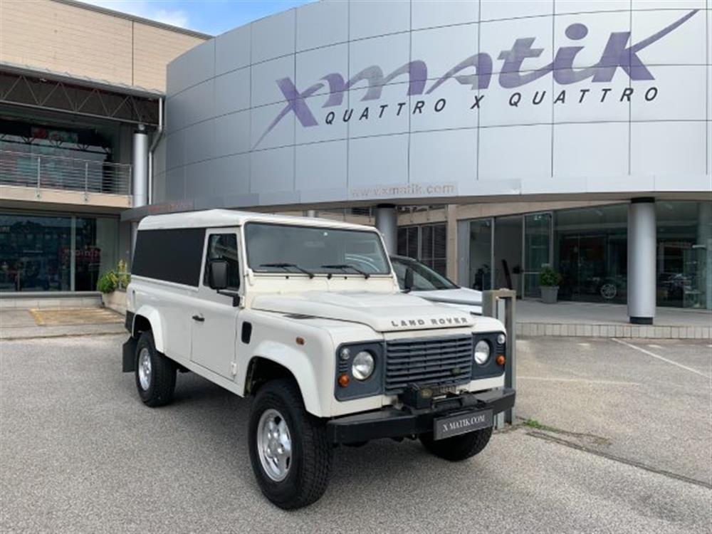 Defender Defender 110 2.4 TD4 Hard Top