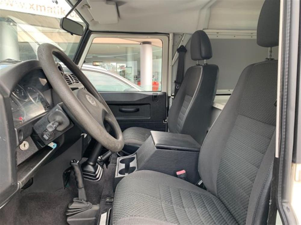 Defender Defender 110 2.4 TD4 Hard Top