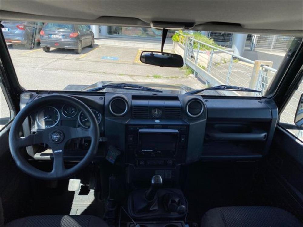 Defender Defender 130 2.4 TD4 CrewCab
