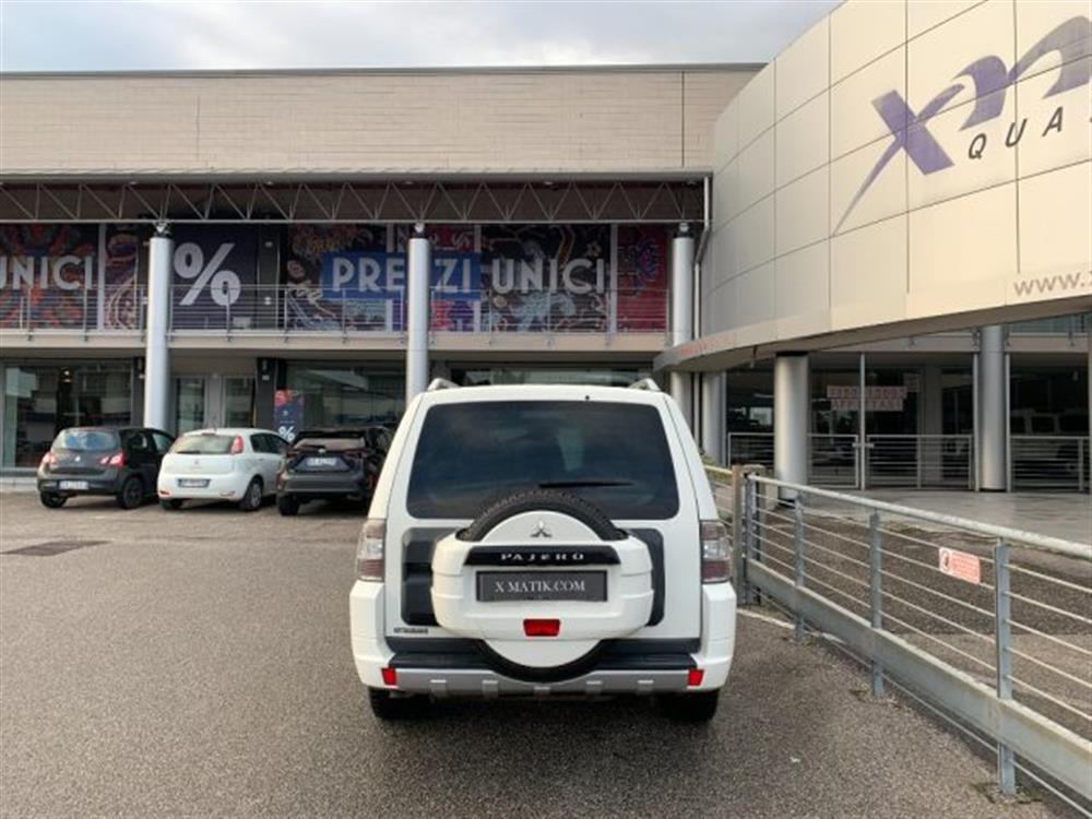 Pajero Pajero 3.2 DI-D 16V aut. In