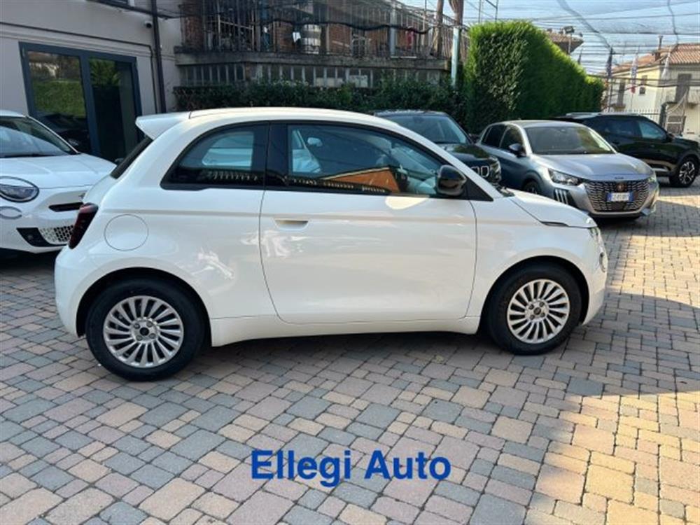 500 500 PROMO FINANZ Berlina