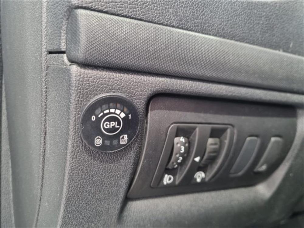 Clio Clio 1.2 16V 5 porte GPL