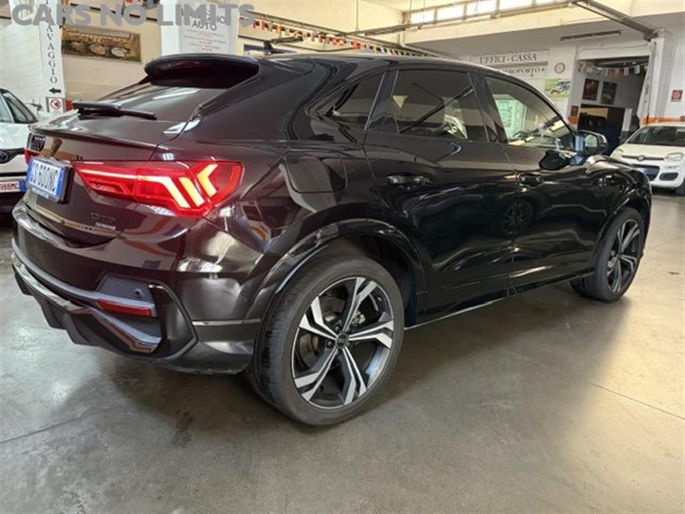 Q3 Q3 40 TDI quattro S tro