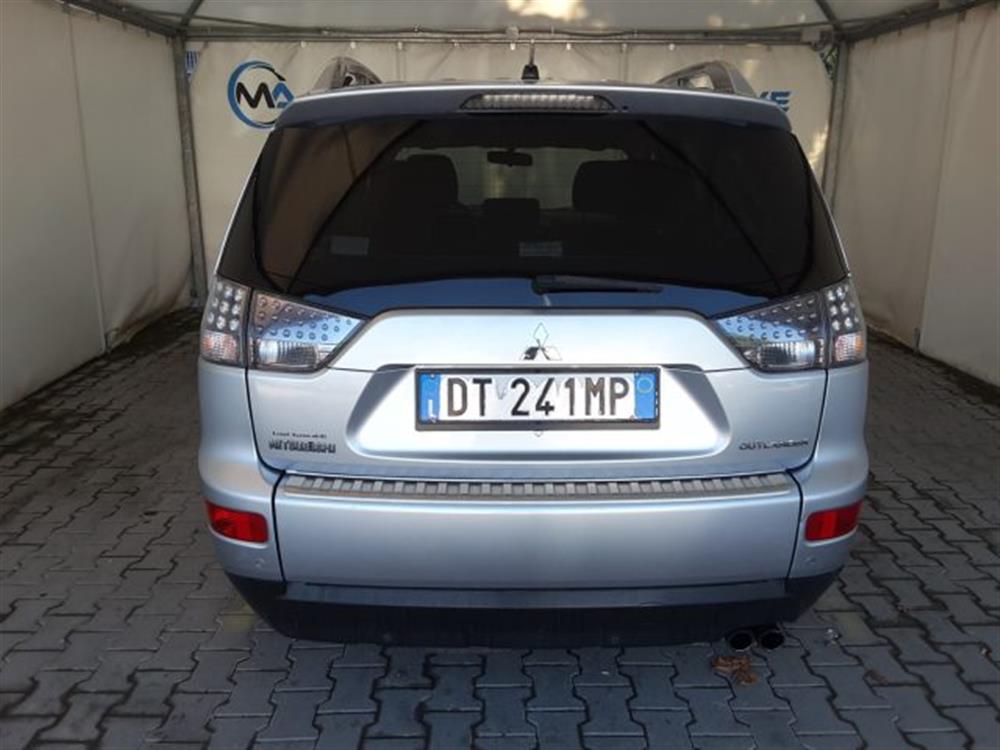 Outlander Outlander 2.0 DI-D 140cv Insty