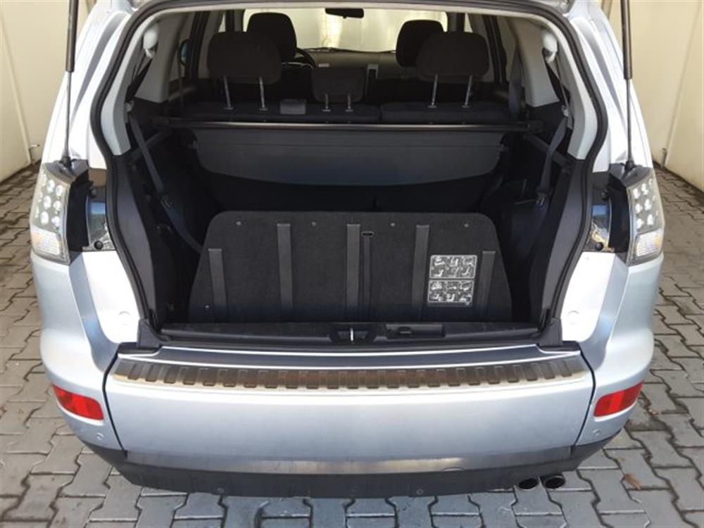 Outlander Outlander 2.0 DI-D 140cv Insty