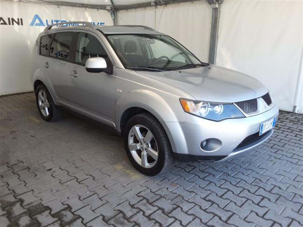Outlander Outlander 2.0 DI-D 140cv Insty
