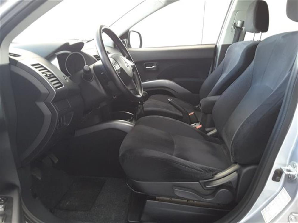Outlander Outlander 2.0 DI-D 140cv Insty