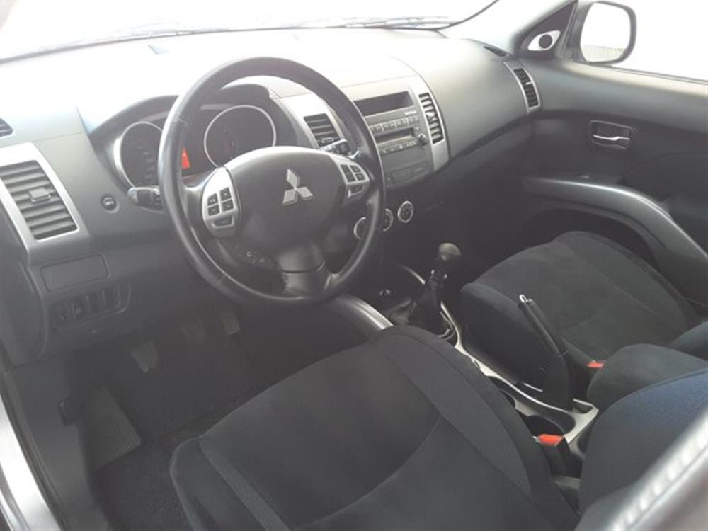 Outlander Outlander 2.0 DI-D 140cv Insty