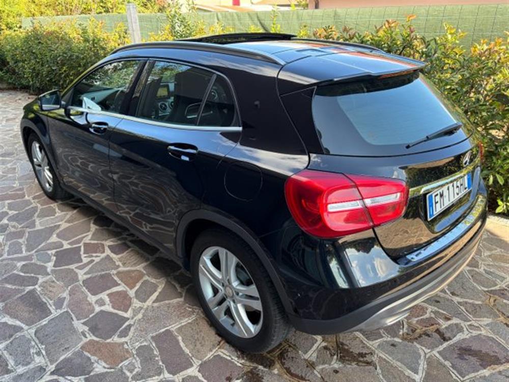 GLA 200 GLA 200 d Automatic Sport 13