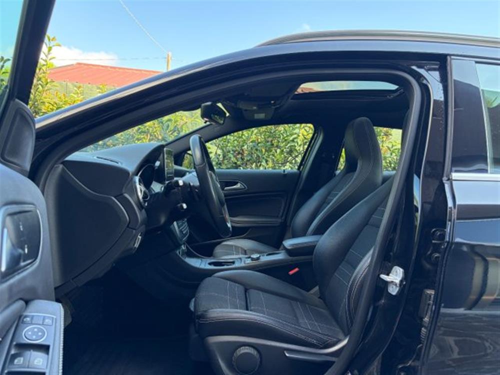 GLA 200 GLA 200 d Automatic Sport 13
