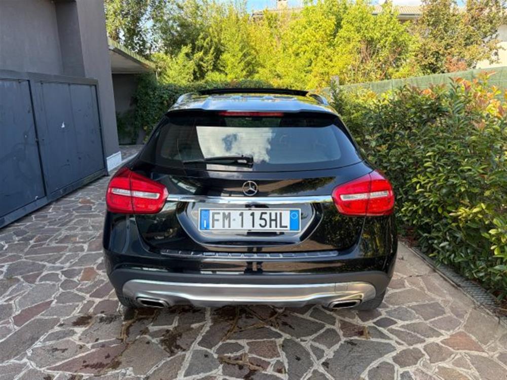 GLA 200 GLA 200 d Automatic Sport 13