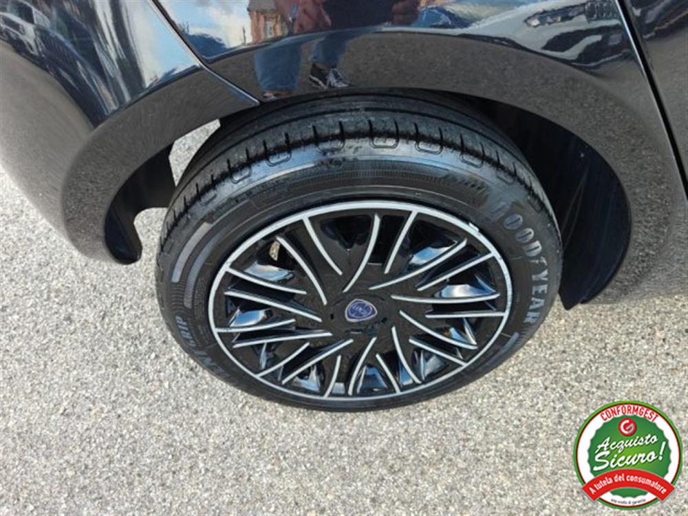 Ypsilon Ypsilon 1.0 FireFly 5 porte