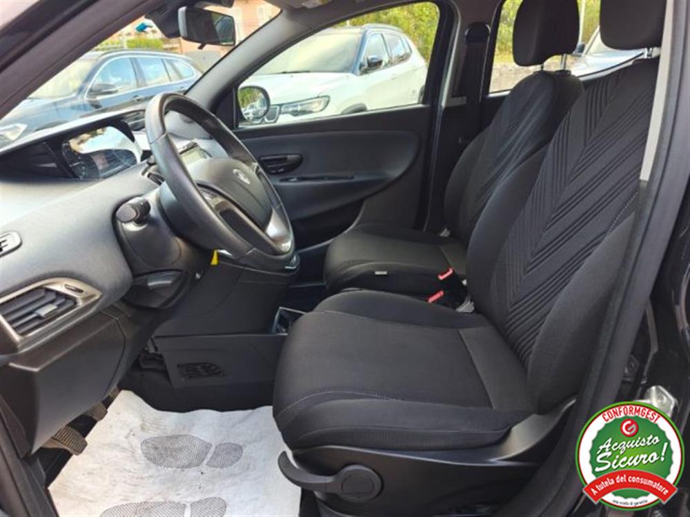 Ypsilon Ypsilon 1.0 FireFly 5 porte