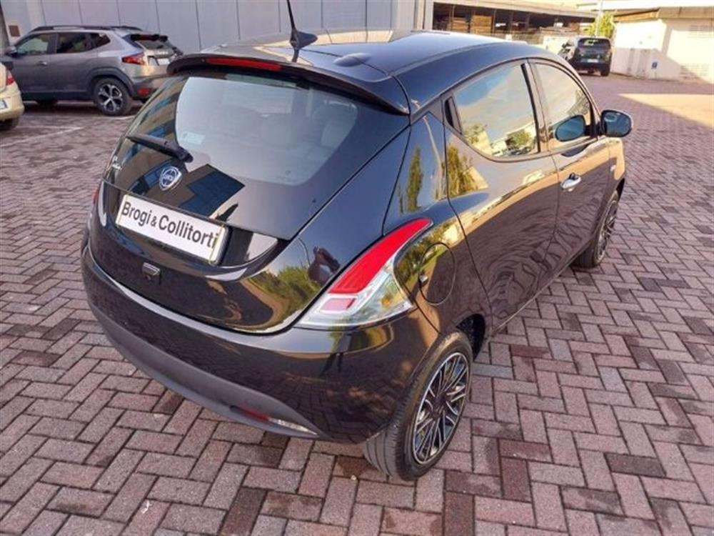 Ypsilon Ypsilon III 2021 1.2 Ecochic