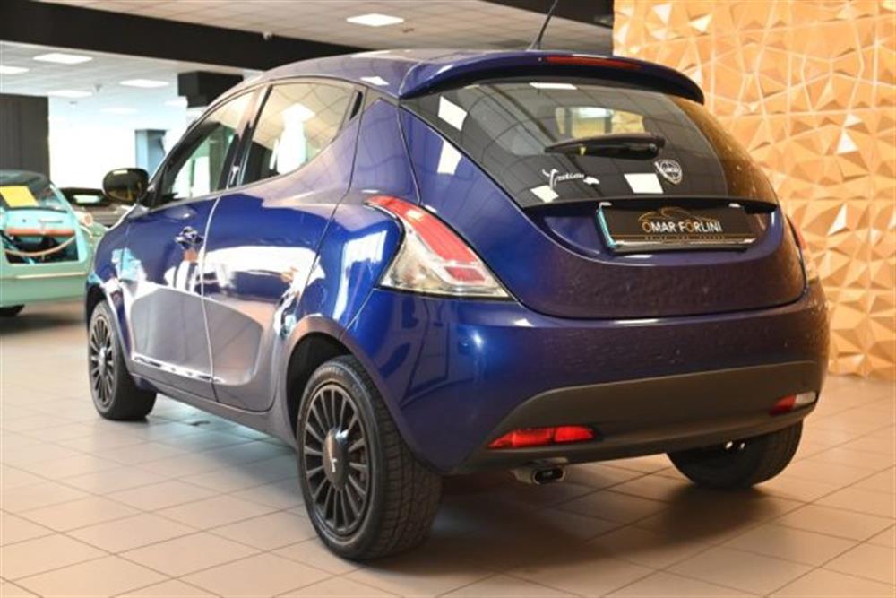 Ypsilon Ypsilon 1.2 69CV GPL ECOCHIC