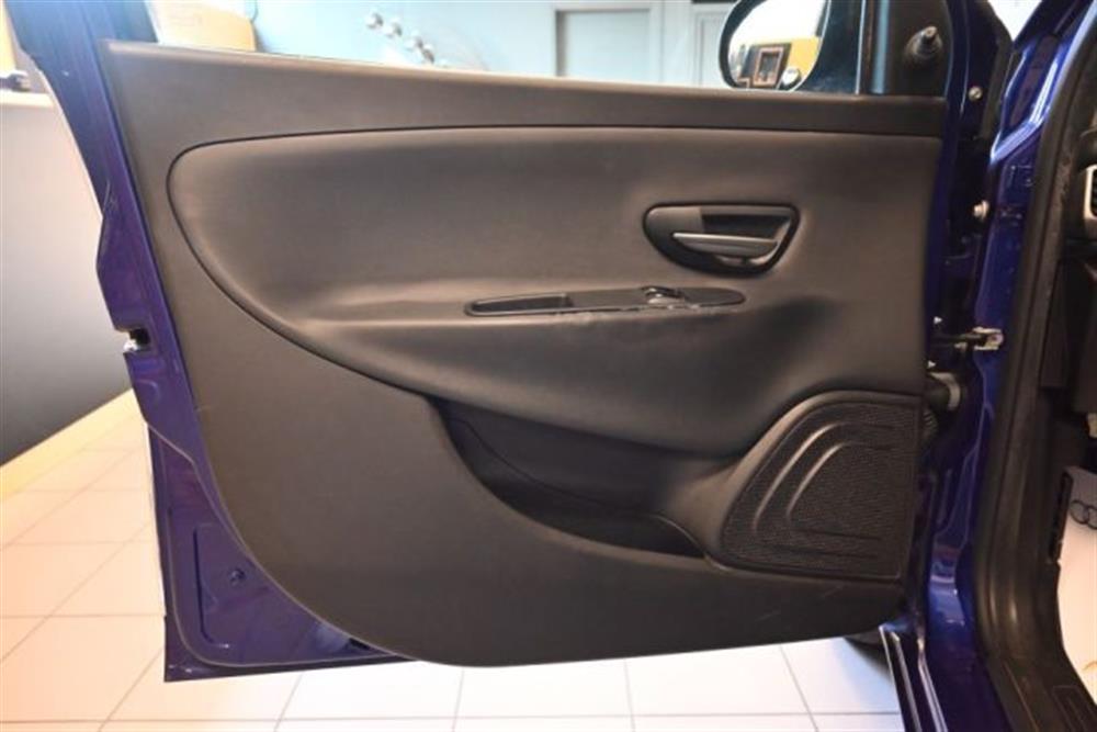 Ypsilon Ypsilon 1.2 69CV GPL ECOCHIC