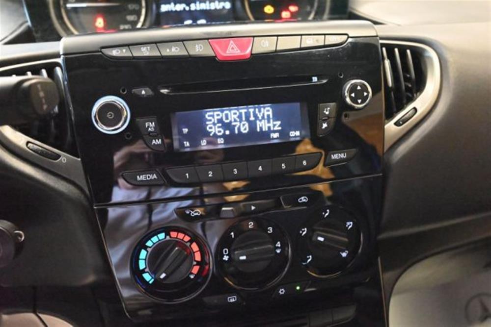 Ypsilon Ypsilon 1.2 69CV GPL ECOCHIC