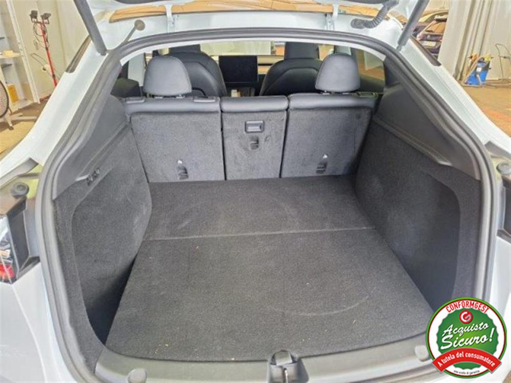 Model Y Model Y Long Range AWD