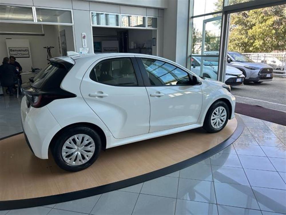 Yaris Yaris 1.5 Hybrid 5 porte A
