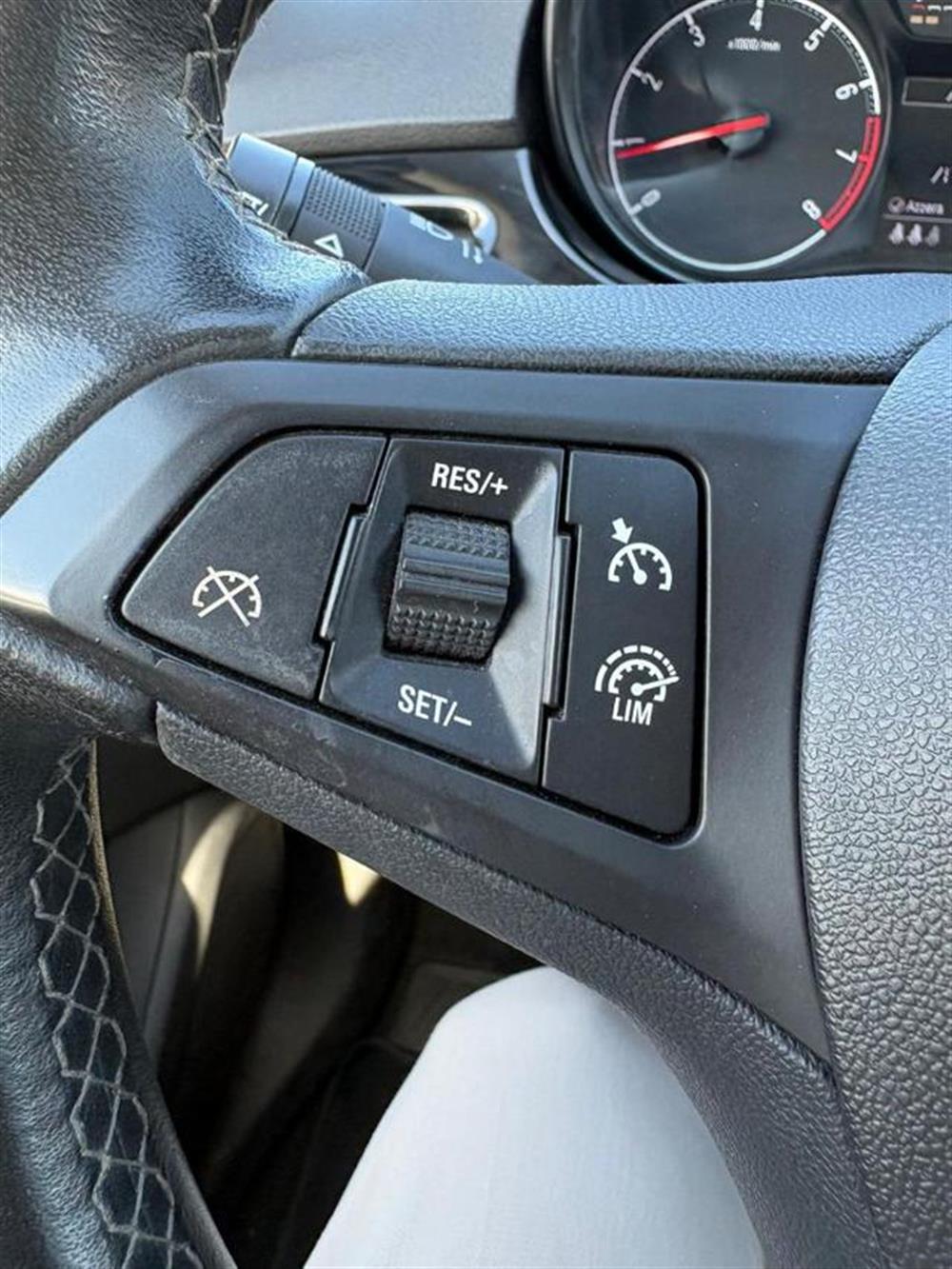 Corsa Corsa 1.4 90CV GPL Tech 5