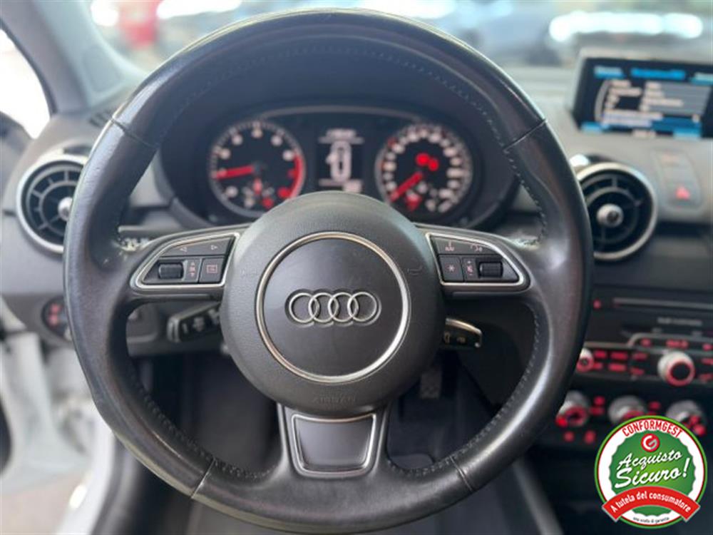 A1 A1 SPB 1.0 TFSI S LINE