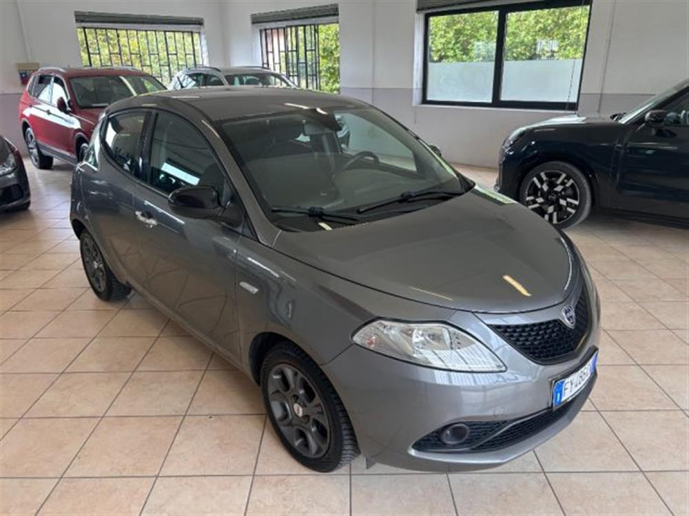 Ypsilon Ypsilon 1.2 69 CV 5 porte El