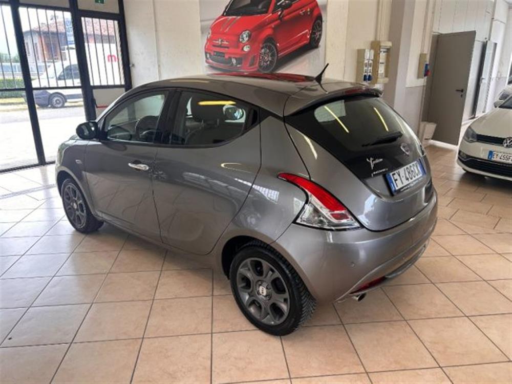 Ypsilon Ypsilon 1.2 69 CV 5 porte El