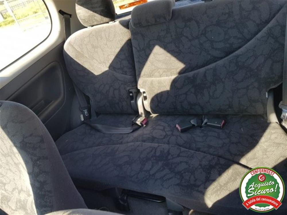 Yaris Yaris 1.4 tdi D-4D cat 3 p