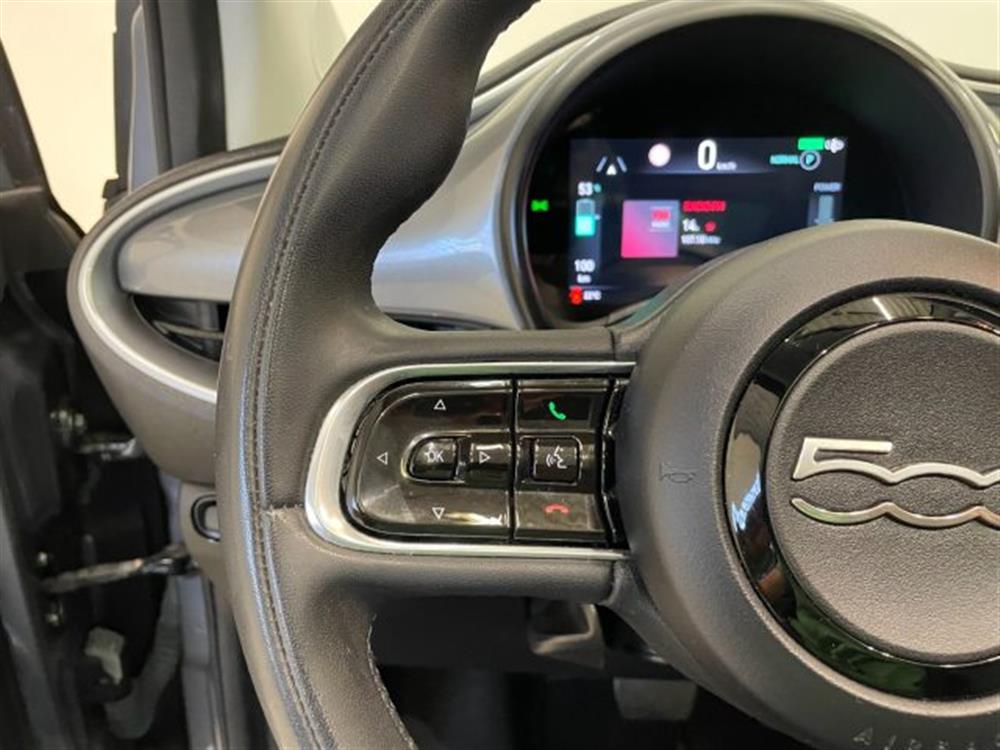 500e 500e Cabrio Icon 42 kWh A
