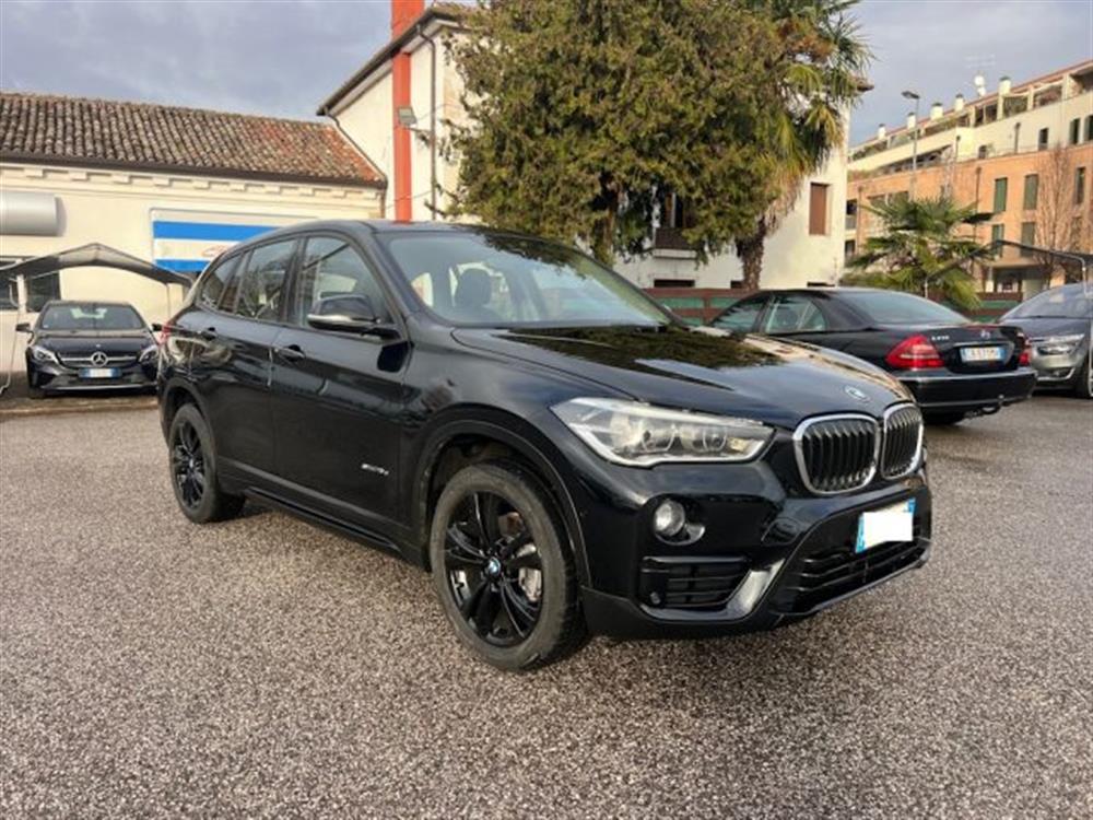 X1 X1 sDrive18d Sport TAG