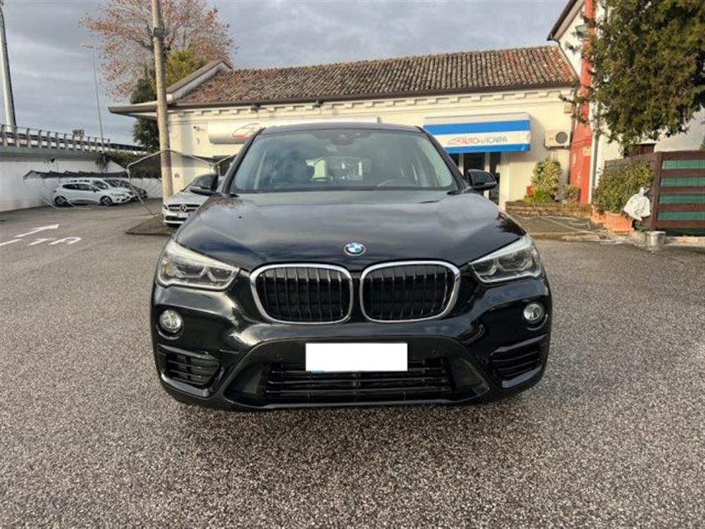 X1 X1 sDrive18d Sport TAG
