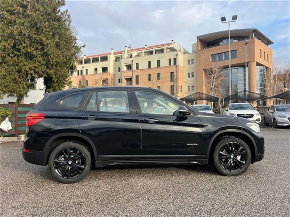 X1 X1 sDrive18d Sport TAG