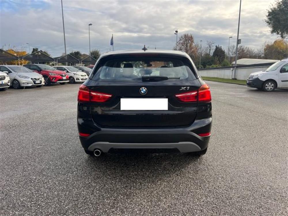 X1 X1 sDrive18d Sport TAG